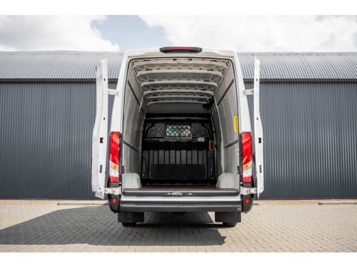 Iveco Daily 35S16 | L4H2 | 157 PK | 3-Zits | Airco | Parkeersensoren ActivLease financial lease