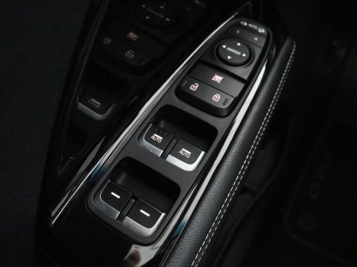 Kia e-Niro | SOH 95,4% | Panoramadak | Half leder | Adaptive cruise | Stuur/stoel verwarming | Navigatie | C... ActivLease financial lease