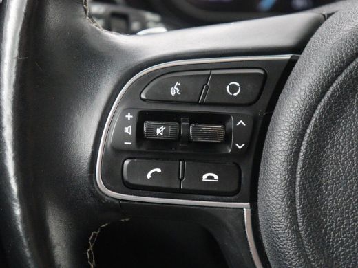Kia e-Niro | SOH 95,4% | Panoramadak | Half leder | Adaptive cruise | Stuur/stoel verwarming | Navigatie | C... ActivLease financial lease