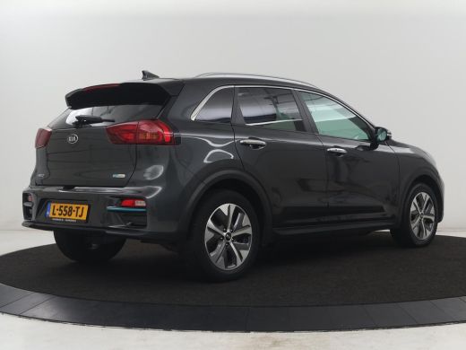 Kia e-Niro | SOH 95,4% | Panoramadak | Half leder | Adaptive cruise | Stuur/stoel verwarming | Navigatie | C... ActivLease financial lease
