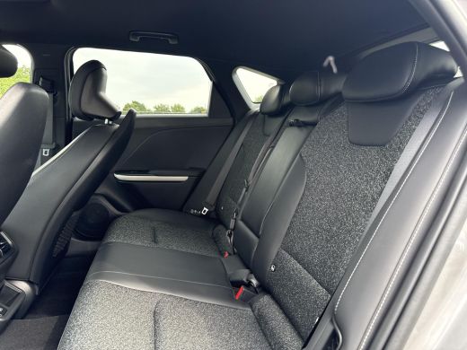 Kia K4 1.0 T-GDi MHEV GT-Line Launch Edition Automaat | Pano | CarPlay | Garantie tot 6-2036 | ActivLease financial lease