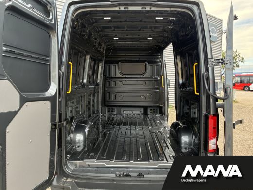 MAN TGE 35 2.0 3.180 L3H3 4x4 Automaat LED ClimateControl Cruise Carplay Camera ActivLease financial lease