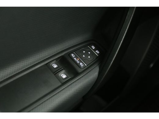 Mercedes-Benz eCitan 45 kWh 122PK | Snelladen | SOH 99% | 1400kg Trekgew. | Clima | Camera | Cruise | Carplay ActivLease financial lease