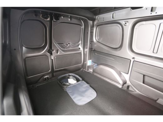 Mercedes-Benz Citan 45 kWh 122PK | Snelladen | SOH 99% | 1400kg Trekgew. | Clima | Camera | Cruise | Carplay ActivLease financial lease