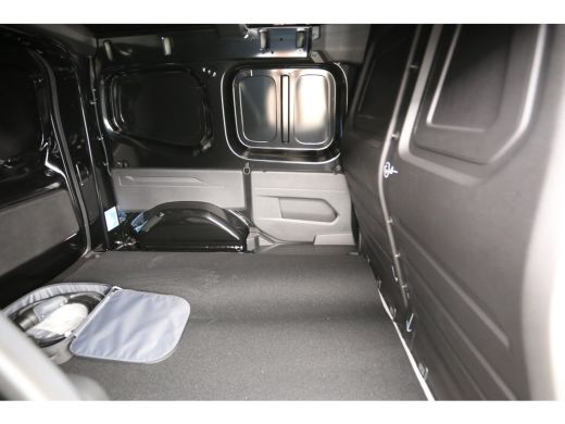Mercedes-Benz eCitan 45 kWh 122PK | Snelladen | SOH 99% | 1400kg Trekgew. | Clima | Camera | Cruise | Carplay ActivLease financial lease