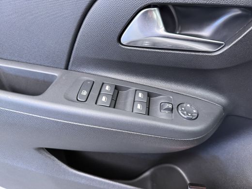 Opel Corsa-e Long Range Business Edition 51 kWh | 98% SOH | Apple Carplay/ Android auto| | Achteruitrijcamera ... ActivLease financial lease