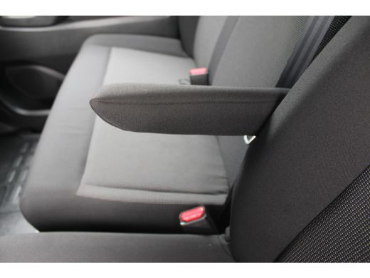 Opel Vivaro 2.0 Diesel 145 PK AUTOMAAT INCL REST BPM | TREKHAAK | NAVI | BETIMMERING | DRAADLOOS CARPLAY | ActivLease financial lease
