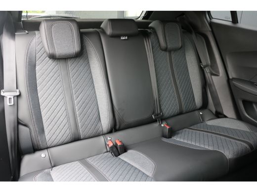 Peugeot 2008 Allure | Cruise control adaptief | Apple Carplay en Android Auto | Camera | Navi | ActivLease financial lease