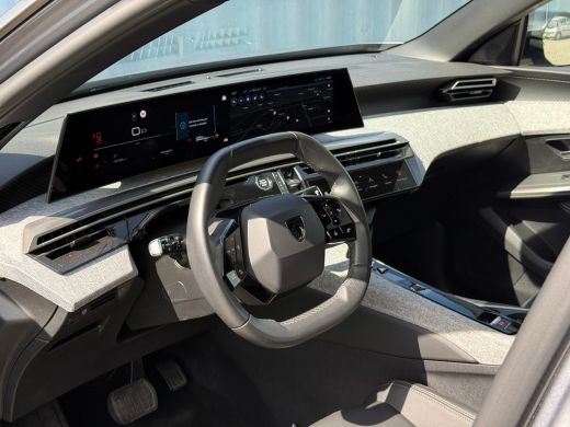 Peugeot 3008 1.2 Hybrid 136 Allure 360 Camera | Adeptieve cruise control | Stuurwielverwarming | Navigatie | A... ActivLease financial lease