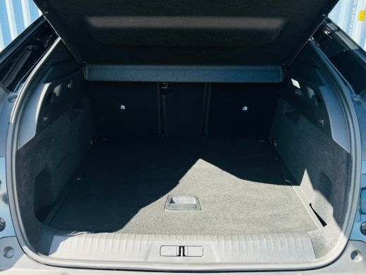 Peugeot 3008 1.6 plug-in Hybrid 195 Allure 360 Camera | Afneembare trekhaak | Adeptieve cruise control | Keyle... ActivLease financial lease