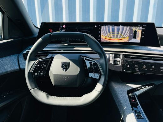 Peugeot 3008 1.6 plug-in Hybrid 195 Allure 360 Camera | Afneembare trekhaak | Adeptieve cruise control | Keyle... ActivLease financial lease