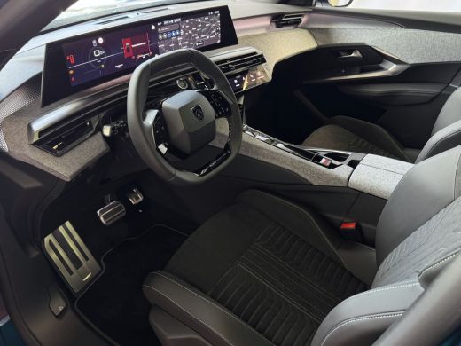 Peugeot 5008 1.2 GT NIEUWE AUTO 7PERS OPENDAK STOEL/STUUR VERW. ELEK.KLEP LED Copy copy ActivLease financial lease