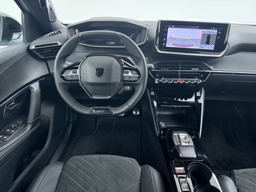 Peugeot e-2008 | Demo Deal | GT | 17'' Lichtmetalen velgen KARAKOY | Active Safety Brake met camera en radar (au... ActivLease financial lease