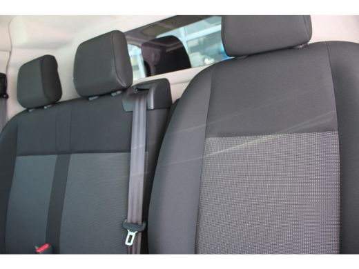 Peugeot e-Expert L3 75 kWh | 8 JAAR GARANTIE | CAMERA | NAVI | BETIMMERING | DRAADLOOS CARPLAY ActivLease financial lease