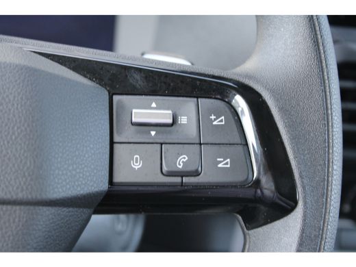 Peugeot e-Expert L3 75 kWh | 8 JAAR GARANTIE | CAMERA | NAVI | BETIMMERING | DRAADLOOS CARPLAY ActivLease financial lease