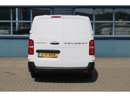 Peugeot e-Expert L3 75 kWh | 8 JAAR GARANTIE | CAMERA | NAVI | BETIMMERING | DRAADLOOS CARPLAY ActivLease financial lease