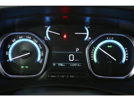 Peugeot e-Expert 75 kWh L2H1 Long Range | Snelladen | SOH 90% | Airco | Camera | Cruise | Carplay | Parkeersens. ActivLease financial lease