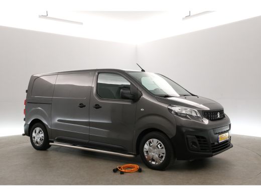Peugeot e-Expert 75 kWh L2H1 Long Range | Snelladen | SOH 90% | Airco | Camera | Cruise | Carplay | Parkeersens. ActivLease financial lease
