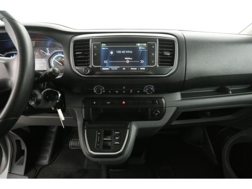 Peugeot e-Expert 75 kWh L2H1 Long Range | Snelladen | SOH 90% | Airco | Cruise | Camera | 3 Zits | 2xSchuifdeur | ... ActivLease financial lease