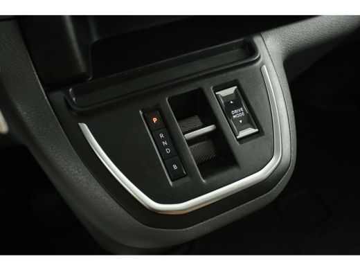 Peugeot e-Expert 75 kWh L2H1 Long Range | Snelladen | SOH 90% | Airco | Cruise | Camera | 3 Zits | 2xSchuifdeur | ... ActivLease financial lease