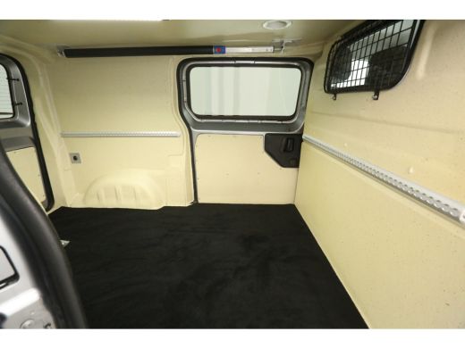 Peugeot e-Expert 75 kWh L2H1 Long Range | Snelladen | SOH 90% | Airco | Cruise | Camera | 3 Zits | 2xSchuifdeur | ... ActivLease financial lease