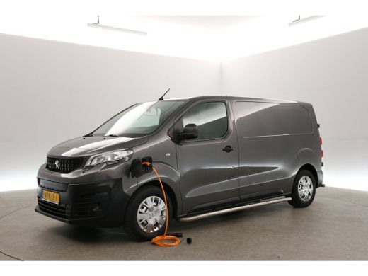 Peugeot Expert Elektrisch 75 kWh L2H1 Long Range | Snelladen | SOH 90% | Airco | Camera | Cruise | Carplay | Par... ActivLease financial lease
