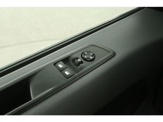 Peugeot Expert Elektrisch 75 kWh L2H1 Long Range | Snelladen | SOH 90% | Airco | Cruise | Camera | 3 Zits | 2xSc... ActivLease financial lease