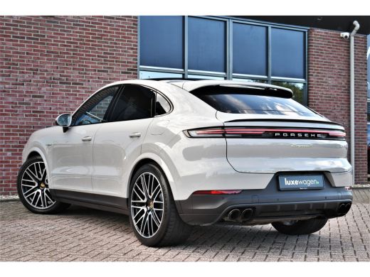 Porsche Cayenne 3.0 S E-Hybrid Pano Trekh ACC HUD 360 Chrono 22inch ActivLease financial lease
