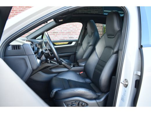 Porsche Cayenne 3.0 S E-Hybrid Pano Trekh ACC HUD 360 Chrono 22inch ActivLease financial lease