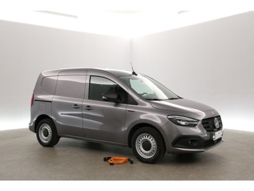 Mercedes-Benz eCitan Mercedes-Benz eCitan 112 45 kWh 122pk | Snelladen | SOH 99% | 1400kg Trekgew. | Clima | Camera | ... ActivLease financial lease