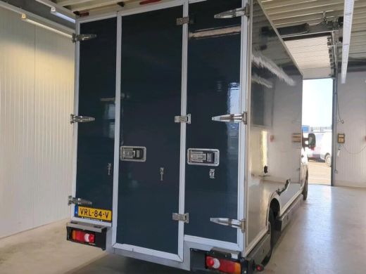 Renault Master 2.3 dCi 150 BAKWAGEN MEUBELBAK LOWLINER ActivLease financial lease