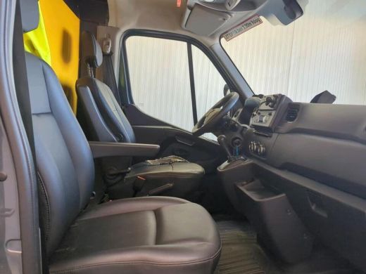 Renault Master 2.3 dCi 150 BAKWAGEN MEUBELBAK LOWLINER ActivLease financial lease