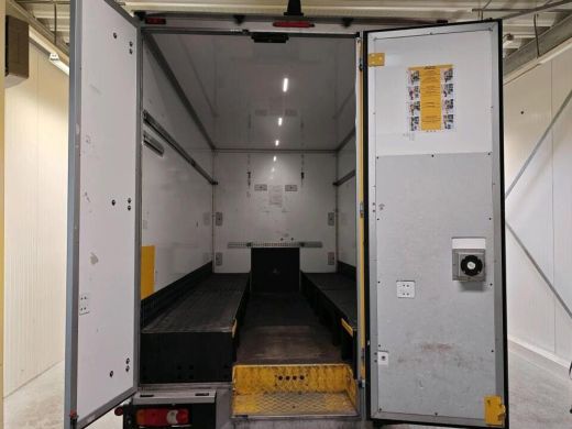 Renault Master 2.3 dCi 150 BAKWAGEN MEUBELBAK LOWLINER ActivLease financial lease