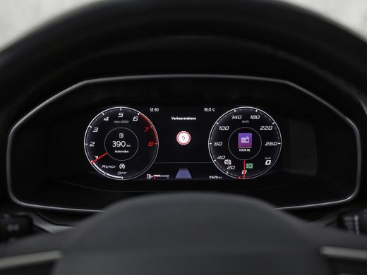 Seat Leon 1.5 TSI Sport (4 CILINDER, VIRTUAL COCKPIT, APPLE CARPLAY, GROOT NAVI, CAMERA, SPORTSTOELEN, GETI... ActivLease financial lease