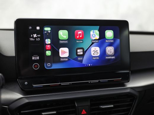 Seat Leon 1.5 TSI Sport (4 CILINDER, VIRTUAL COCKPIT, APPLE CARPLAY, GROOT NAVI, CAMERA, SPORTSTOELEN, GETI... ActivLease financial lease