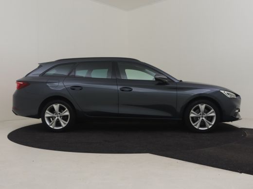 Seat Leon Sportstourer 1.4 TSI eHybrid PHEV FR Business Intense 204PK DSG/AUTO | Trekhaak uitklapbaar | Cam... ActivLease financial lease