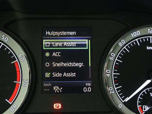 Skoda Kodiaq 1.5 TSI 150 PK + WEGKL. TREKHAAK 1800 KG | CARPLAY | CANTON | ADAPTIVE CRUISE | CAMERA ActivLease financial lease