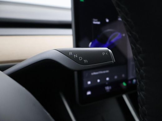 Tesla Model 3 LONG RANGE AWD 75 kWh + TREKHAAK AFNEEMBAAR | PANORAMA | ZWART LEDER | STOELVERW. V+A ActivLease financial lease