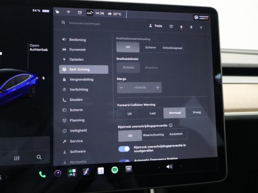 Tesla Model 3 LONG RANGE AWD 75 kWh + TREKHAAK AFNEEMBAAR | PANORAMA | ZWART LEDER | STOELVERW. V+A ActivLease financial lease