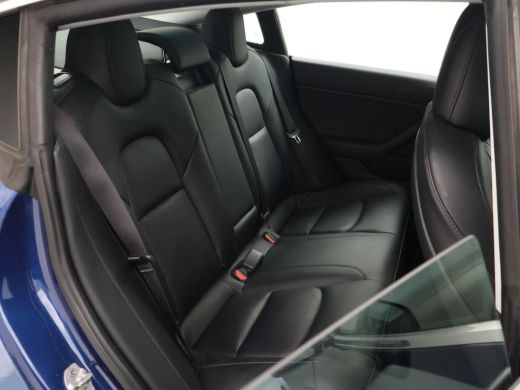 Tesla Model 3 LONG RANGE AWD 75 kWh + TREKHAAK AFNEEMBAAR | PANORAMA | ZWART LEDER | STOELVERW. V+A ActivLease financial lease
