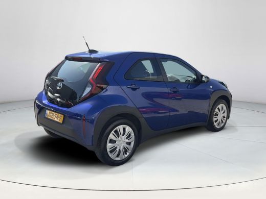 Toyota Aygo 1.0 VVT-i MT Play ActivLease financial lease