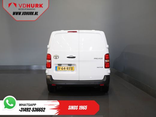 Toyota ProAce 75 kWh 350 km WLTP Snellader/ Carplay/ Climate/ PDC/ Cruise/ DAB ActivLease financial lease
