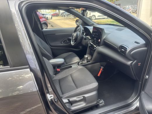 Toyota Yaris Cross 1.5 Hybrid 115 Dynamic Comfort Pack | 06-10141018 Voor meer informatie ActivLease financial lease
