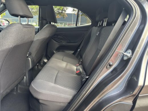 Toyota Yaris Cross 1.5 Hybrid 115 Dynamic Comfort Pack | 06-10141018 Voor meer informatie ActivLease financial lease