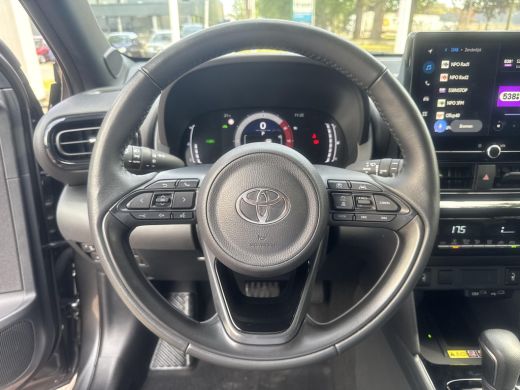 Toyota Yaris Cross 1.5 Hybrid 115 Dynamic Comfort Pack | 06-10141018 Voor meer informatie ActivLease financial lease