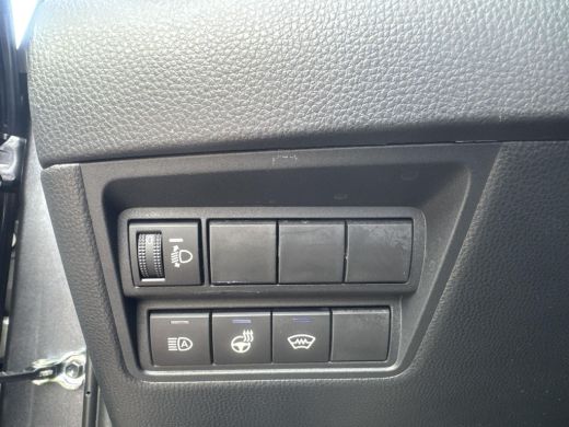 Toyota Yaris Cross 1.5 Hybrid 115 Dynamic Comfort Pack | 06-10141018 Voor meer informatie ActivLease financial lease