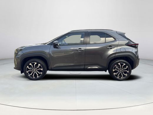 Toyota Yaris Cross 1.5 Hybrid 115 Dynamic Comfort Pack | 06-10141018 Voor meer informatie ActivLease financial lease