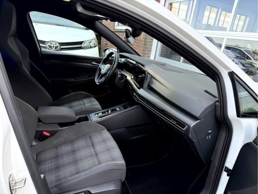 Volkswagen Golf 1.4 eHybrid GTE Panoramadak, 18''Lmv, Camera ActivLease financial lease