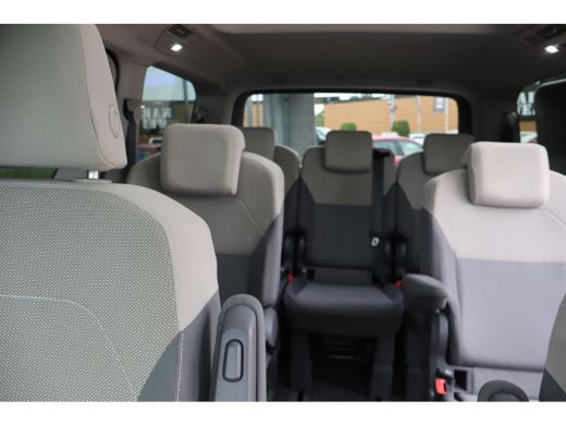 Volkswagen Multivan 1.4 eHybrid L2H1 Life Business 150PK | Achteruitrijcamera | Airco (automatisch) | Apple Carplay/A... ActivLease financial lease