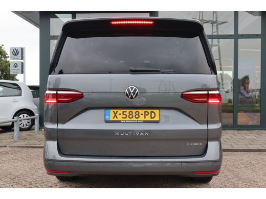 Volkswagen Multivan 1.4 eHybrid L2H1 Life Business 150PK | Achteruitrijcamera | Airco (automatisch) | Apple Carplay/A... ActivLease financial lease